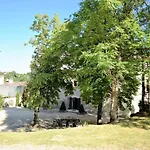 Castle Retreat Near Villages * Saint-Caprais-de-Lerm