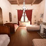 度假居 Castle Retreat Near Villages *