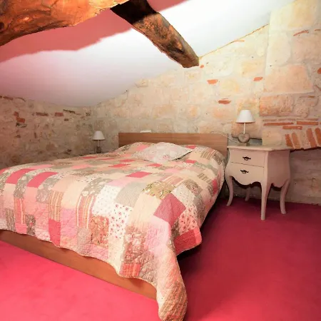 Castle Retreat Near Villages Feriehus